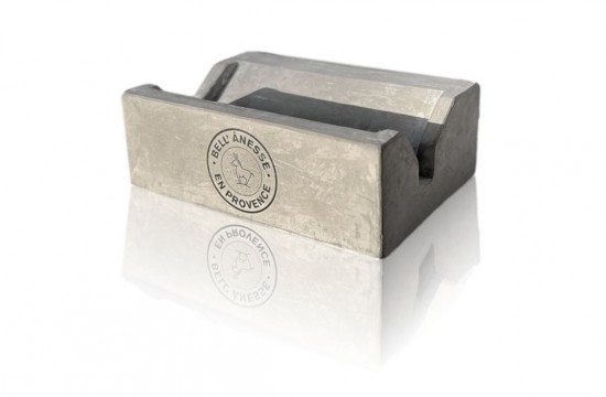 Zeepbakje gewreven beton