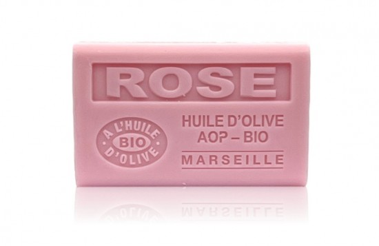 Franse rozen zeep BOB met natuurlijke rozenextracten, hydrateert en verzorgt de huid van gezicht, handen en lichaam